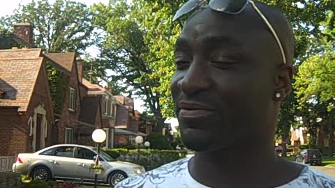 Looking at a property for Roger on THE SHEA SHOW