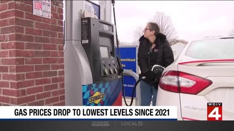 GAS PRICES FALLING! Michigan at $2.79/gallon for regular... a new 2025 low