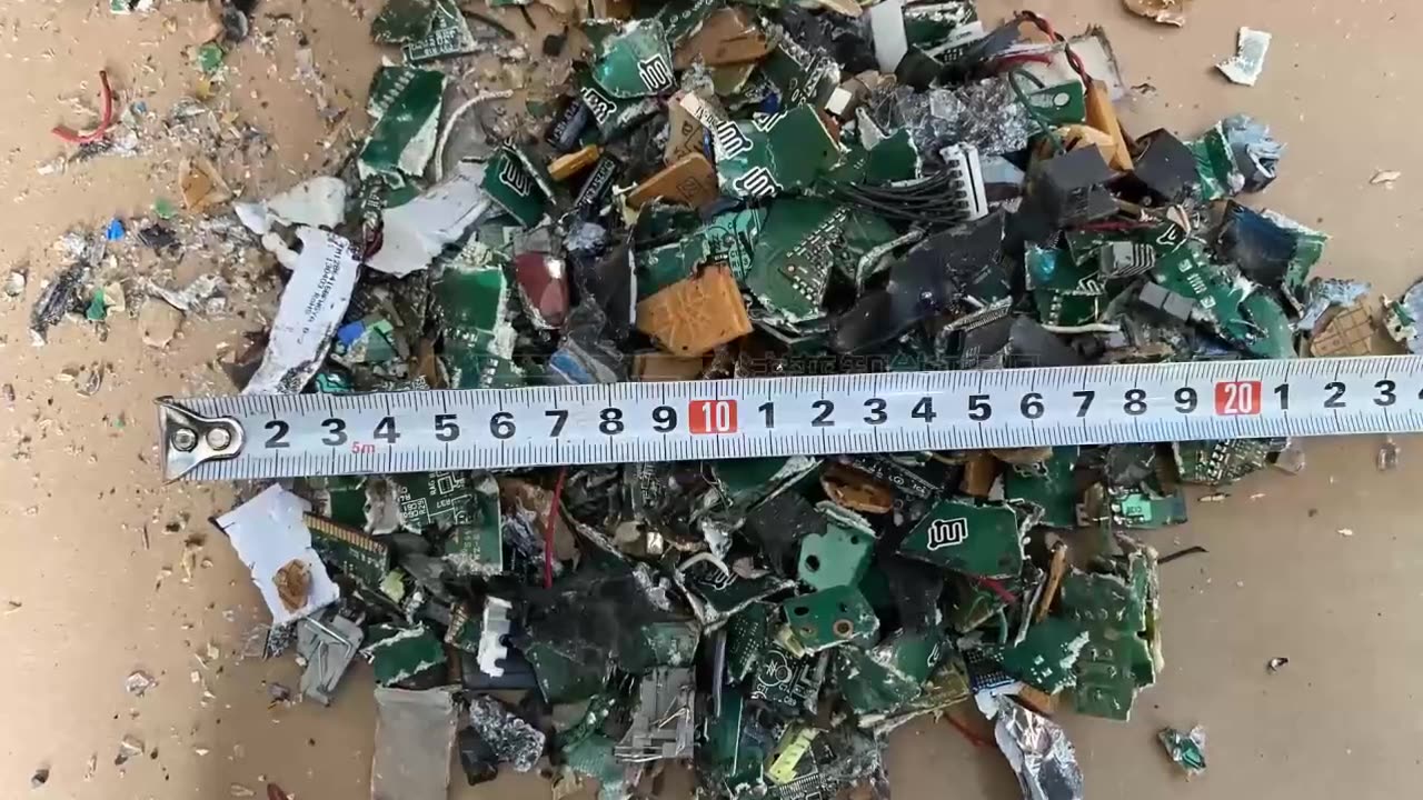 Double Shaft Circuit Board Shredder: Maximize Value from E-Waste