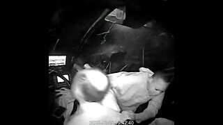Condenan a mujer a prisión por atacar a conductor y provocar accidente