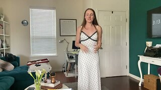 I am 5ft6in 123lbs wearing a size small in this super cute polka dot dress for date night. #dresses