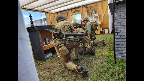 Reenactment US troops retaking French town square