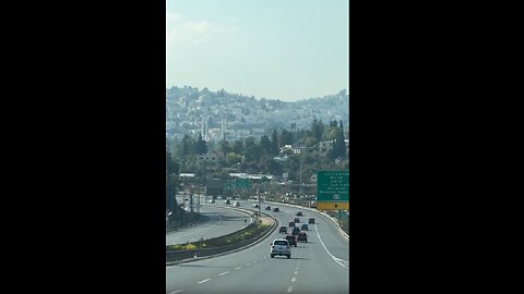 President Trump’s motorcade drives through Jerusalem