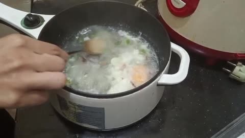 How to Make Perfect Instant Noodles with Egg Easy Recipe