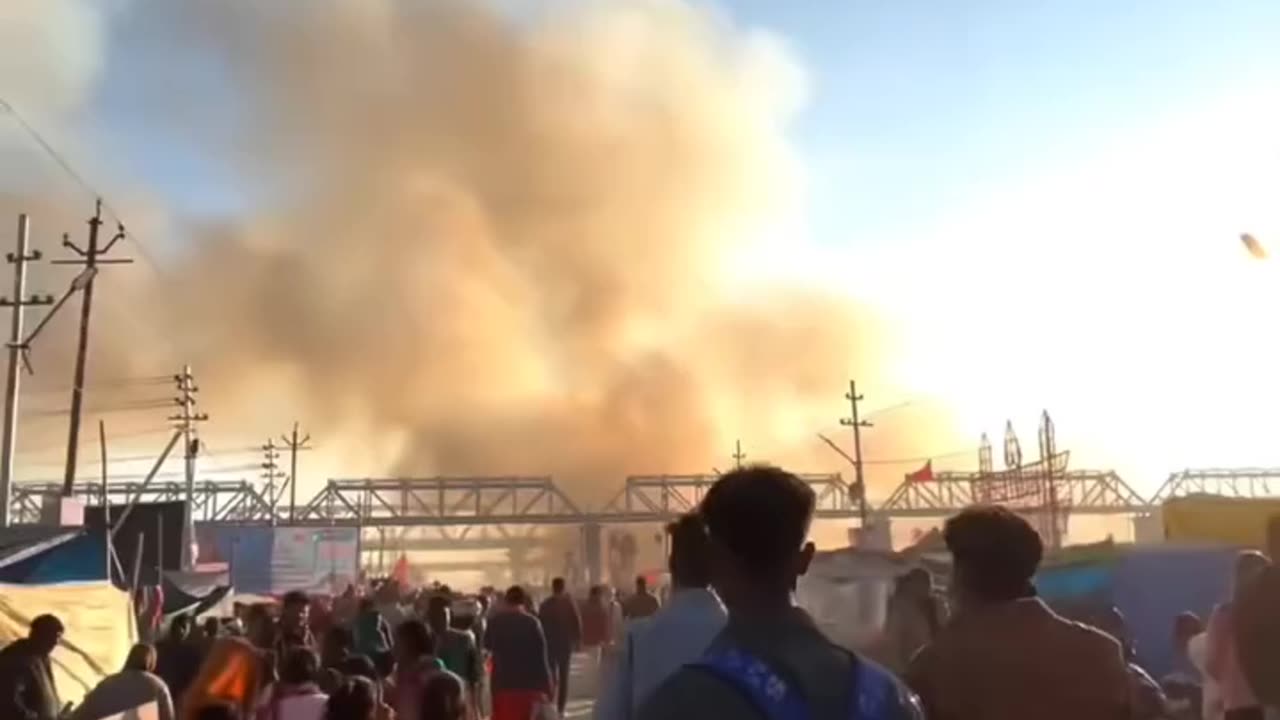 Fire in mahakumbh 2025