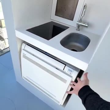 This has to be the tiniest Tokyo Apartment in Japan 😲😲😲