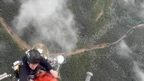 💥 SHEESH💥 FCC Chairman Brendan Carr climbs 1800 foot tower