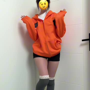 Daily Beauty EP 278 | Stunning Crimson Short shorts Provocative Posing