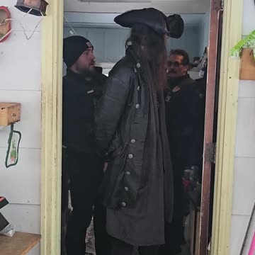 Sytx Tarl Warwick, alcoholic downward spiral