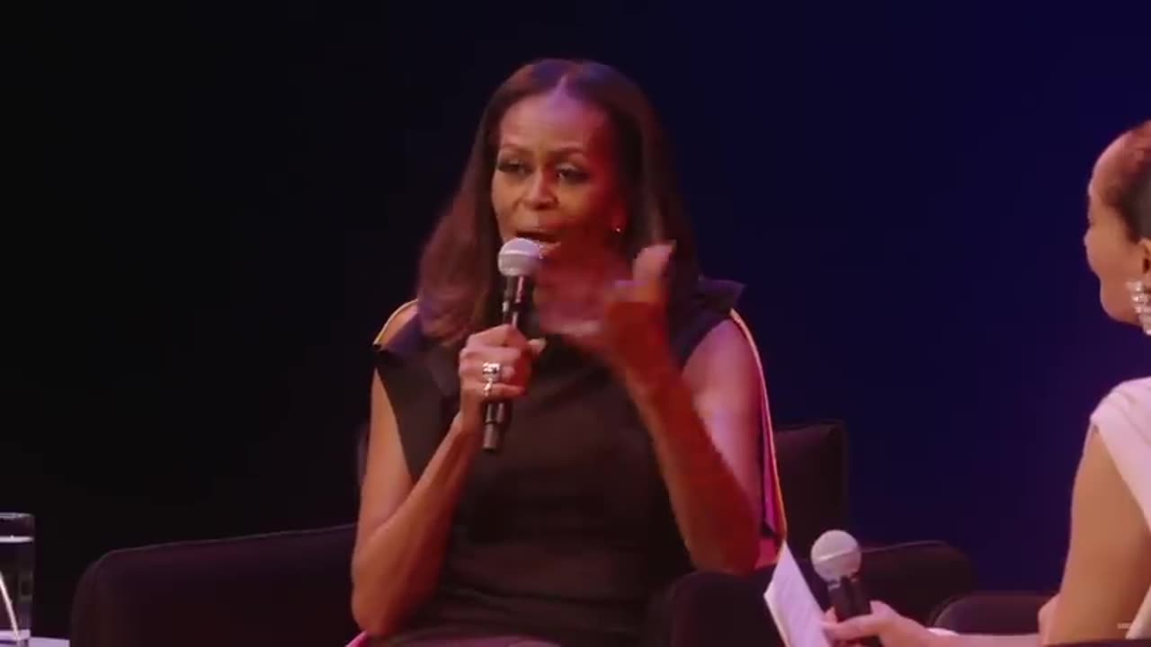 This gotta be the DUMBEST SH*T Ive heard today #MEME #MEMES #BIGMIKE #OBAMA #black hair