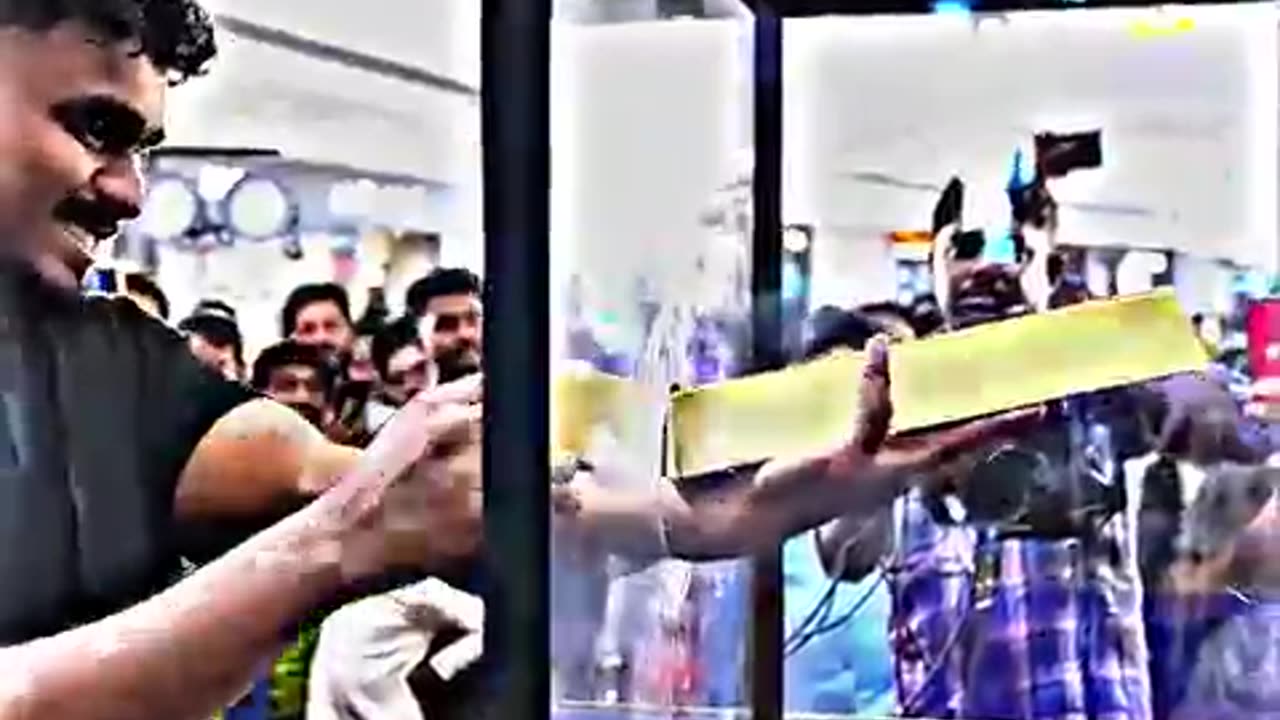 Others-doing-The-Gold-Bar-CHALLENGE-vs-This-Man-trollface_360p