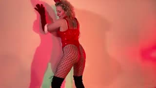 Naughty Girl - Rubi Rose _ Christmas Twerk in Heels _ Elle Blume _ Sensuelle