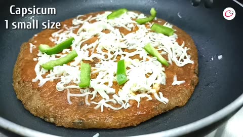 🔥 Turn Sago Into a Crispy Cheesy Treat – This Indian-Style Pizza Will Surprise You!