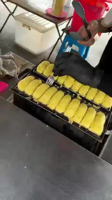 Fluffy Coconut Milk Pancakes Everyone Loves – Malaysian Street Food Magic!