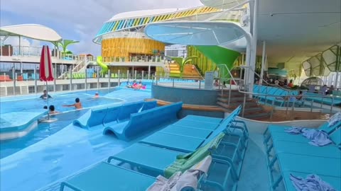 Pool Beach Entry at Star of the Seas Deck 15!