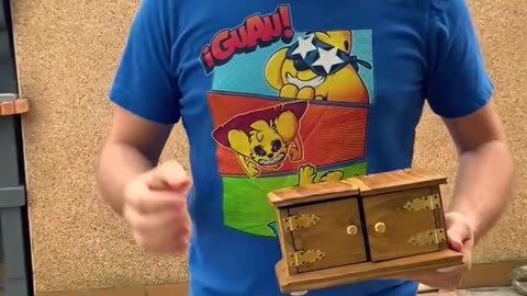 TROLLEO a INVICTOR con MAGIA ✨😂 (se queda loco!!) Mikecrack #Shorts - Mikecrack - ClickHive