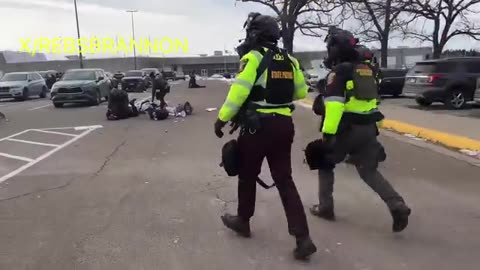 Minnesota State Troopers finally just wentFULL BLITZ on the leftist anti-ICE rioters!