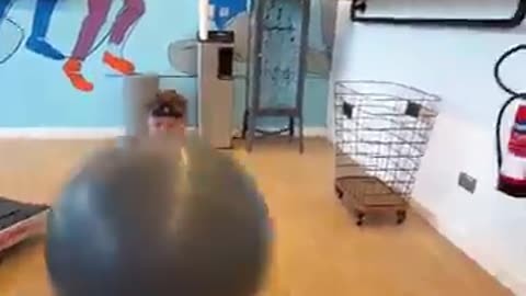 Funny Guy Video-22