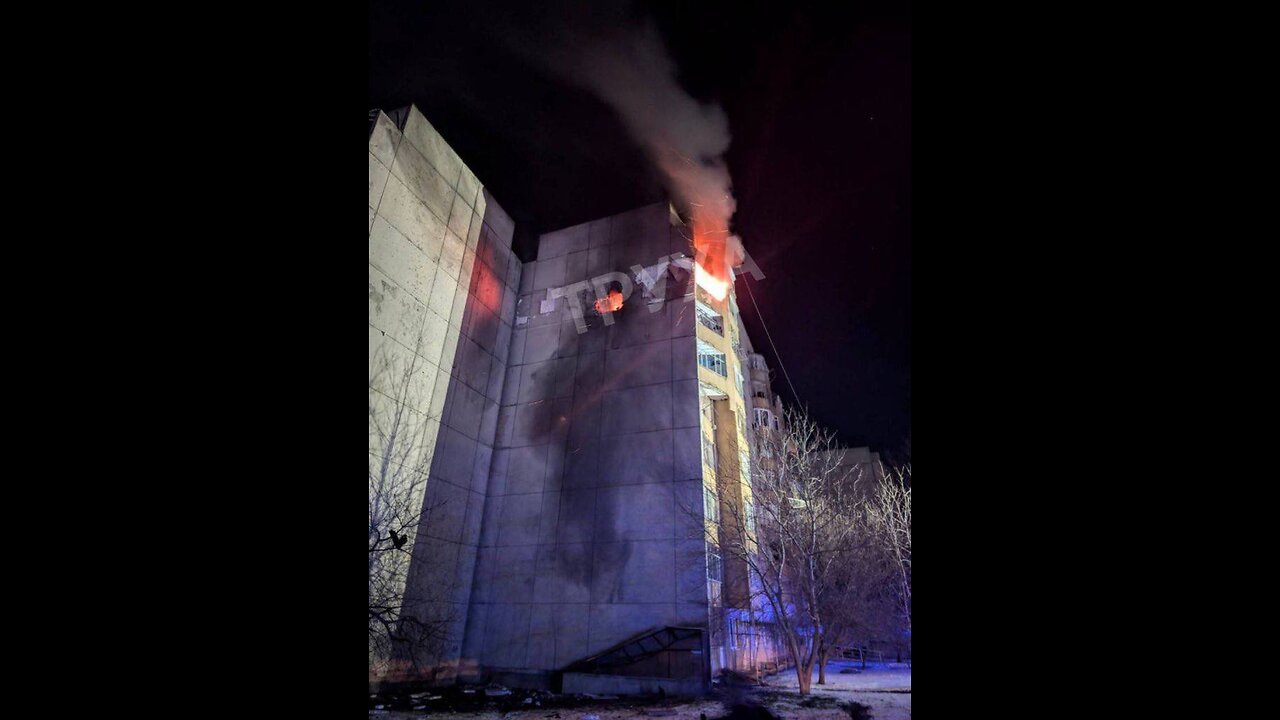 🤬 Shahed hit a high-rise building in Kirovohrad region!