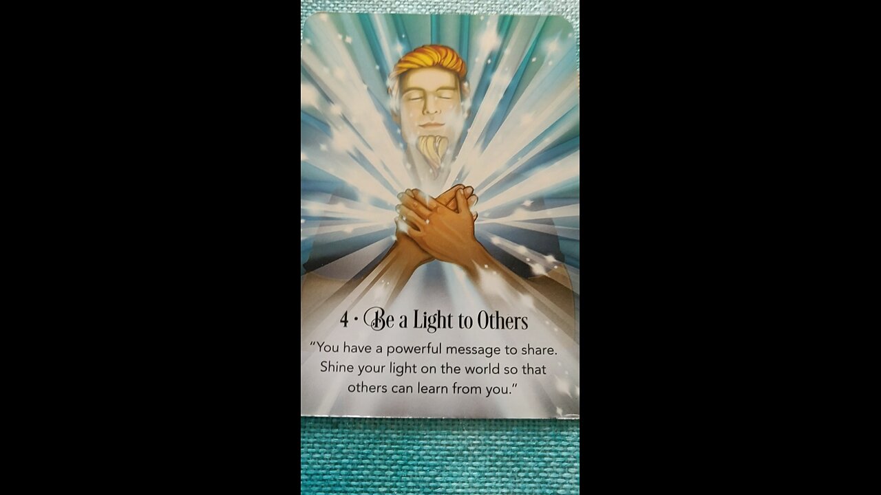 Be the light to others #oraclemessage #tarot