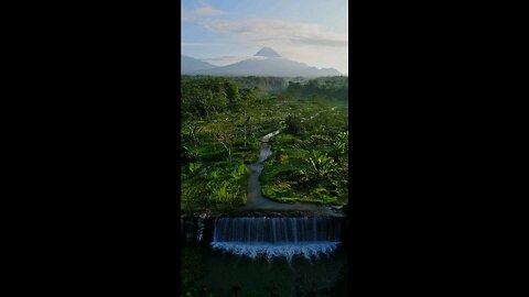 Grojogan Waterfall, Indonesia 🇮🇩
