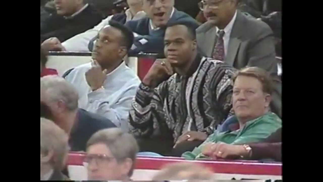 November 8, 1993 - Promo for Chicago TV News Report & Frank Thomas at Bulls Game