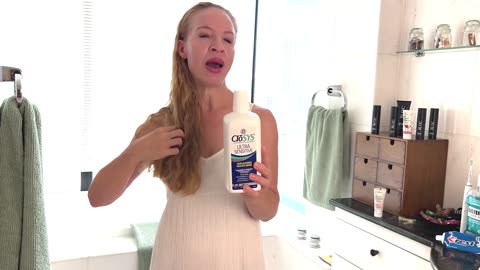 HOW TO Clean Invisalign & Prevent Decay: GC Tooth Mousse Hack | Dr. Ellie Phillips Routine