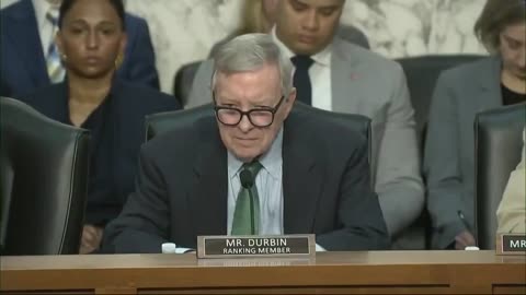 Pam Bondi RIPS Dick Durbin (D) over Chicago crime: "I wish you loved Chicago as much as you