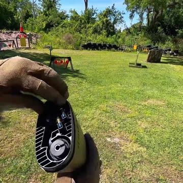 AR-7 .22 #国外合法拍摄国内请勿模仿 #武器科普 #实弹射击 #男人减速带 #靶场射击