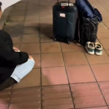 Yet another video of a Muslim praying to Allah on the streets of Japan. Europe's same grave mistake.