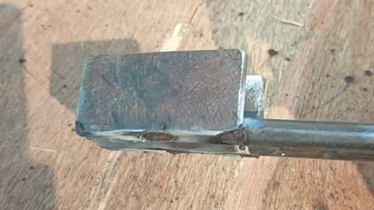 Not Many People Know How This Welder Created Such a Useful Tool for Mechanics