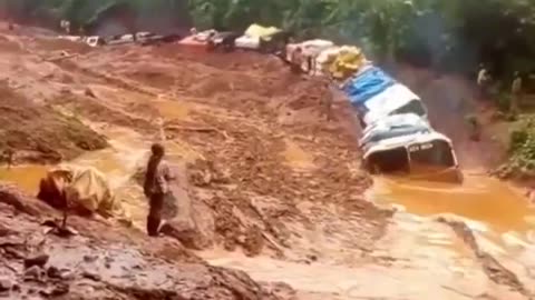 🤯‍♂️💦 Truck Convoy Drives Through Flooded Road... In The Jungle! | FeedMyCuriosity