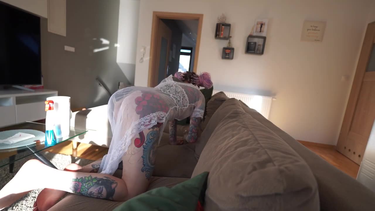 [4K] How to Clean Your Room & Glass Table： Roxy’s Easy Step-by-Step Tutorial