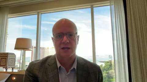 Truckers Win, Coastal Elites Lose: Heartland Freight Surges While Port Cities Slump