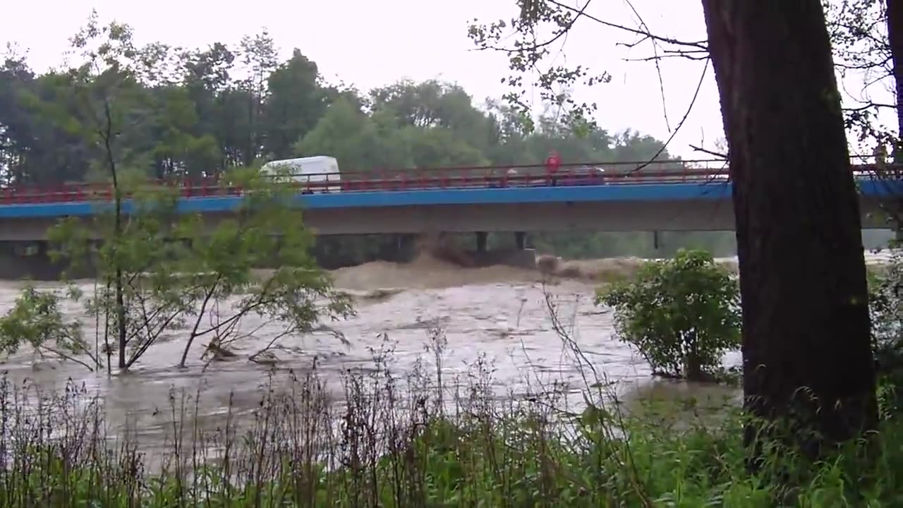 Stary Sacz Most na Popradzie 04 06 2010 HD