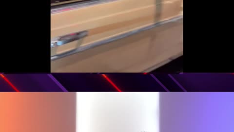 Protestors Block LAX On Thanksgiving Travel Week 😡😠🤬