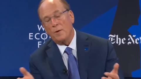 A BlackRock vezérigazgatója Davosban egyetlen globális blokklánc létrehozását szorgalmazta