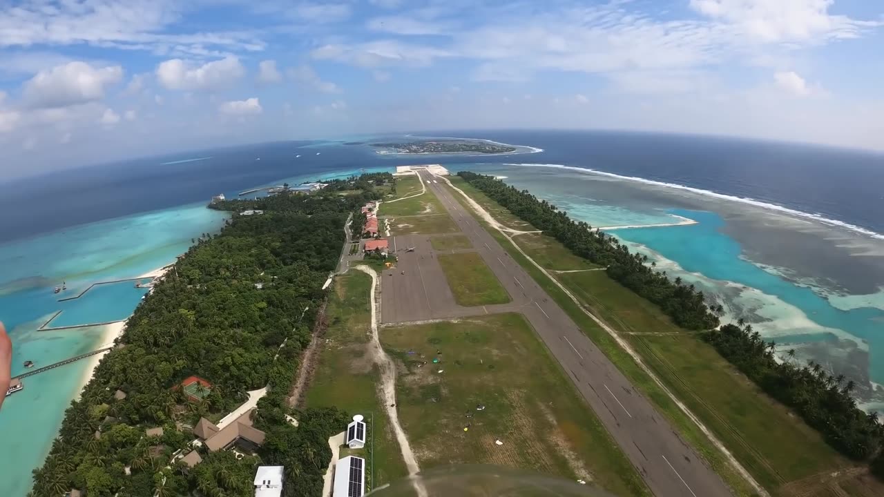 Wingsuit Flying Over the Maldives – A Jaw-Dropping Aerial Adventure!