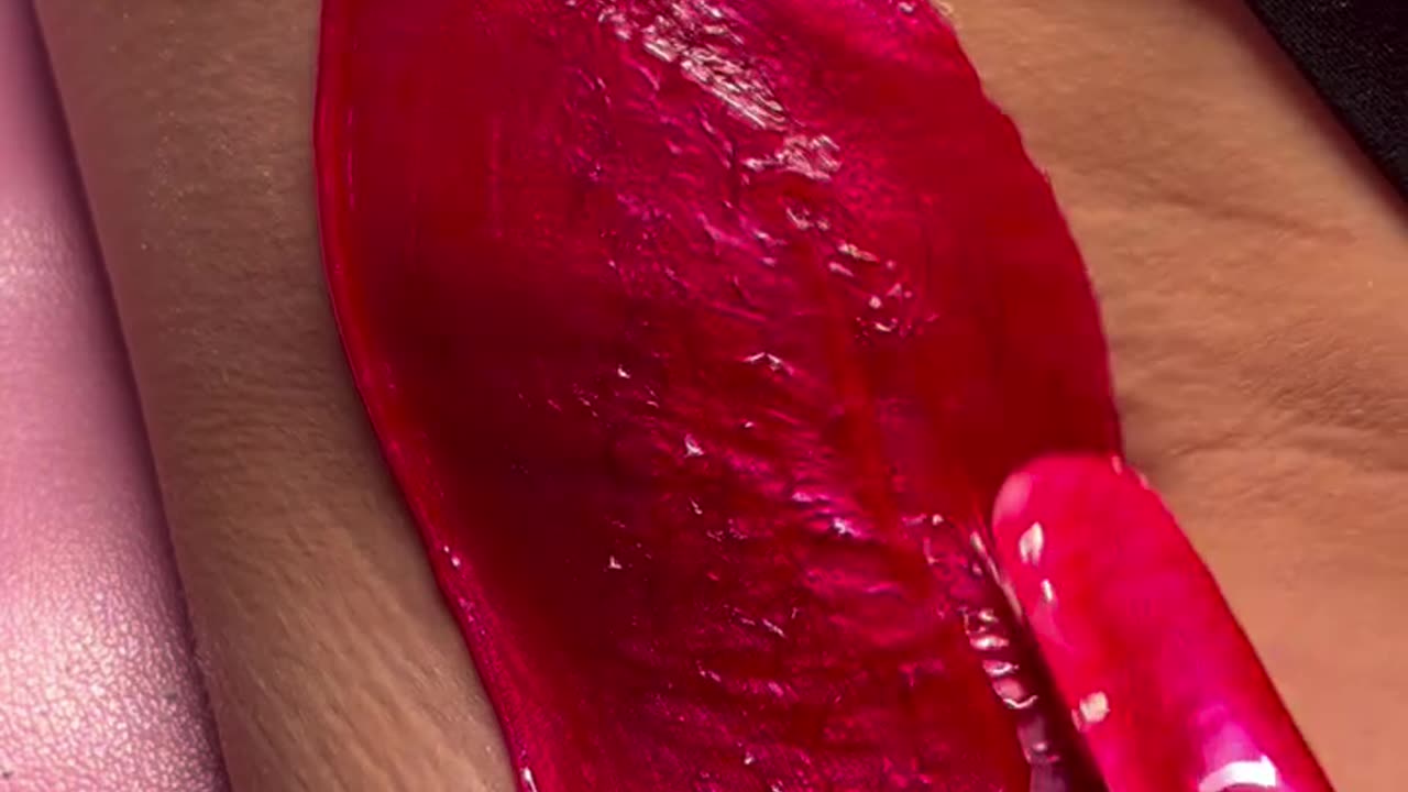 Underarm Waxing Transformation using Sexy Smooth Cherry Desire Wax | @esthi.bri | Smooth Results