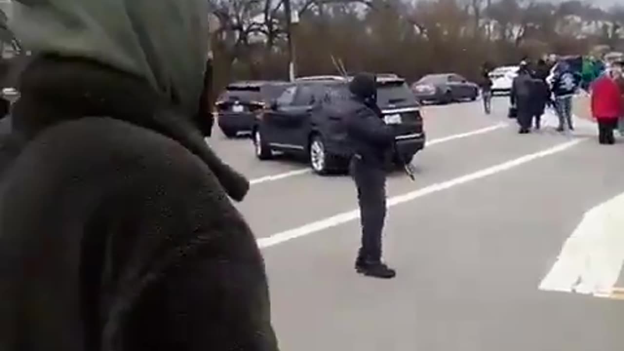 People in Lincoln Heights, Ohio, took out their weapons in protest of a neo-N*zi