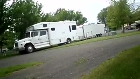 Still gawking over trailer with 6 wheels