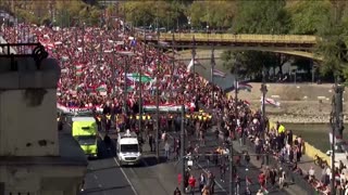 Thousands in Hungary march in pro and anti-government rallies