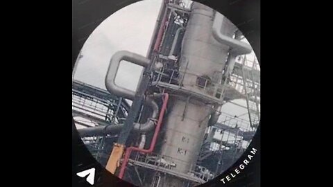 💥 Kstovo, a brief tour of the Lukoil refinery. Repairs are underway on the distillation column