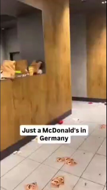 🇩🇪German McDonald's. Situation.