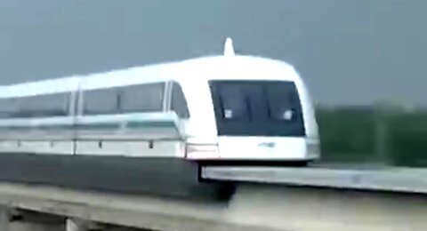 MAGLEVS ARE THE FASTEST TRAINS IN THE WORLD REACHING UP TO 374 MILES PER HOUR 🚂