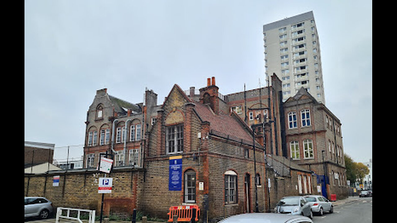Talking to Muslims 555: The Noorani Masjid in Wapping, East London