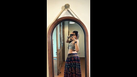 indian girls beautiful dance moves and singing songs and performing dance moves