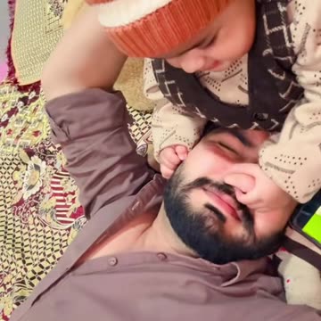 Cute Baby Moments That Melt Hearts