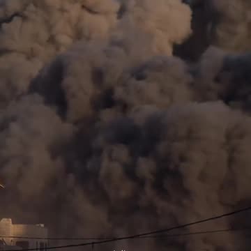 Israeli warplanes bombed the Mecca Tower in western Gaza City