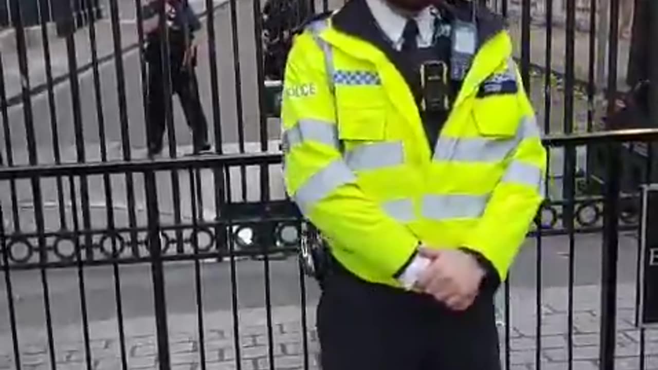 Keir Starmer's a wanker